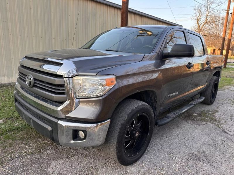 2015 Toyota Tundra SR5