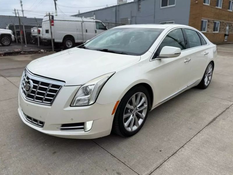 2013 Cadillac XTS Luxury Collection