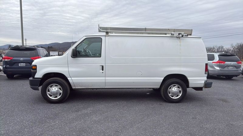 2010 Ford E-Series E-350 SD