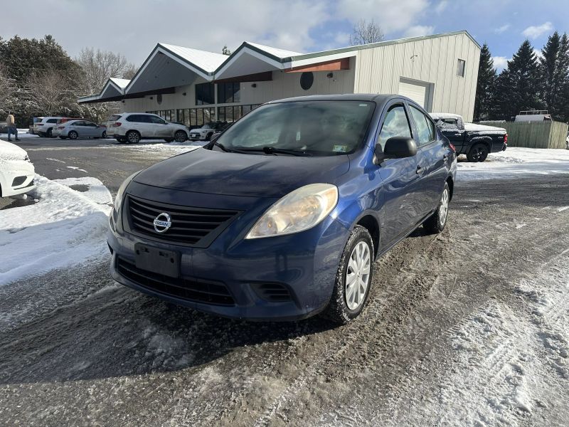 2012 Nissan Versa 1.6 S