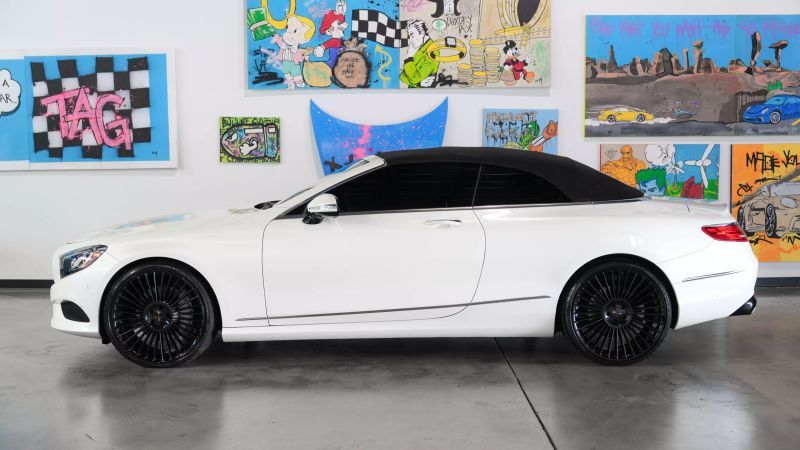 https://imagesdl.dealercenter.net/800/600/202502-b17d2f28fa5148a9bdc9084d491a2b25.jpg