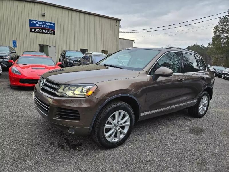 2014 Volkswagen Touareg Lux