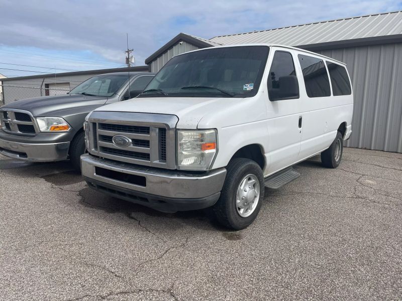 2010 Ford E-Series XL Van