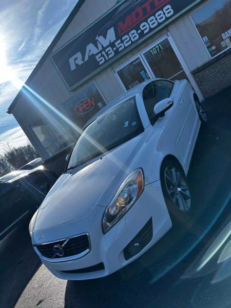 2011 Volvo C70 T5