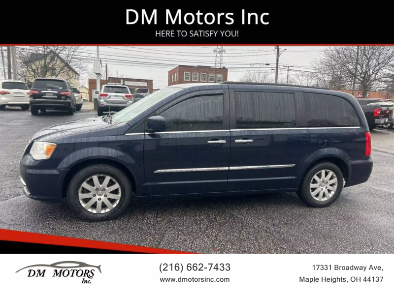 2016 Chrysler Town and Country Touring