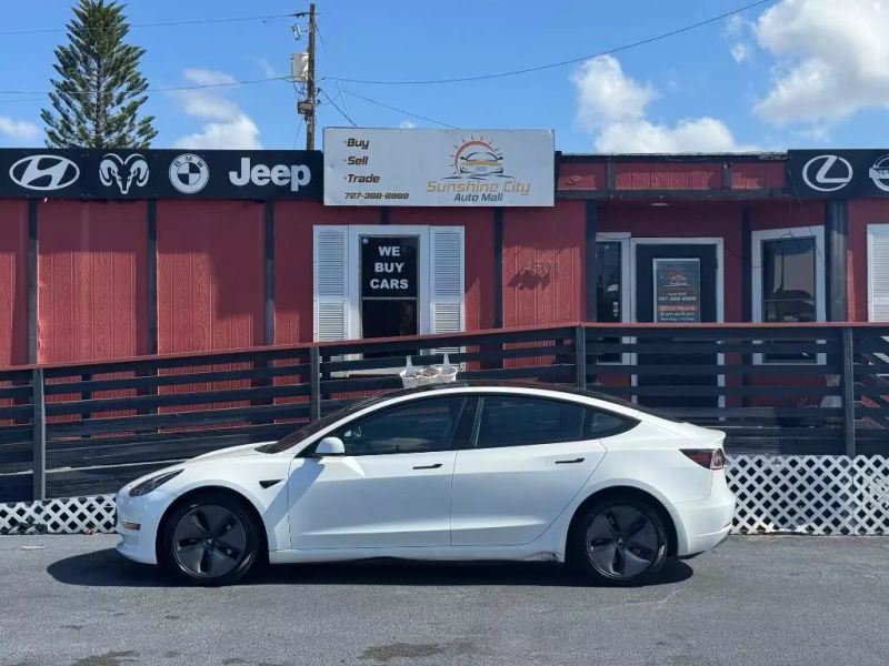 2022 Tesla Model 3 Long Range