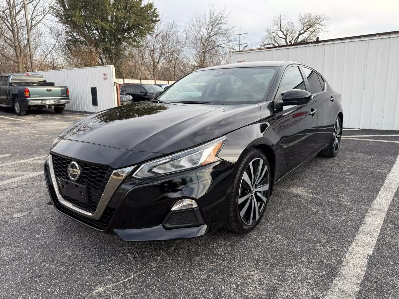 2022 Nissan Altima 2.5 SR