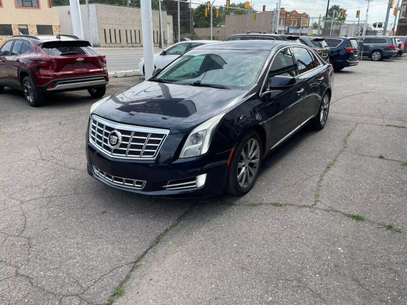 2013 Cadillac XTS Luxury Collection
