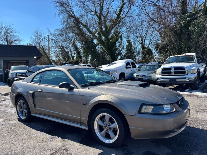 2002 Ford Mustang GT Deluxe
