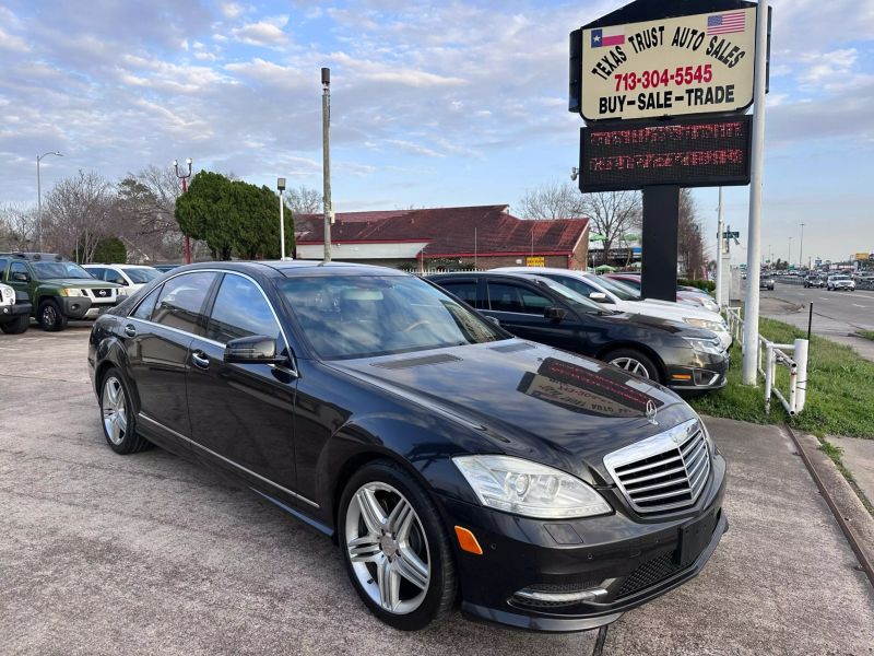 2012 Mercedes-Benz S-Class S 550 4MATIC