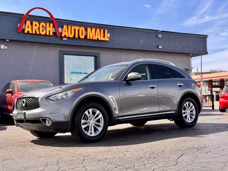 2017 Infiniti QX70 Base