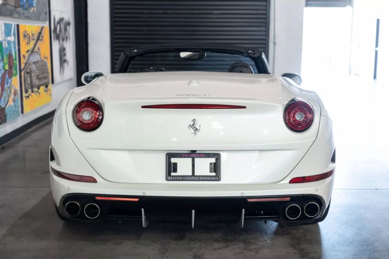 https://imagesdl.dealercenter.net/800/600/202503-2c0182a516224e9c8f9fcc668f563250.jpg