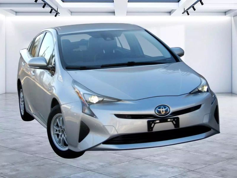 2018 Toyota Prius Three Touring