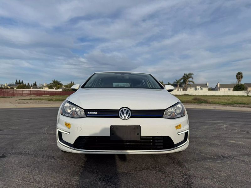 2016 Volkswagen e-Golf SE
