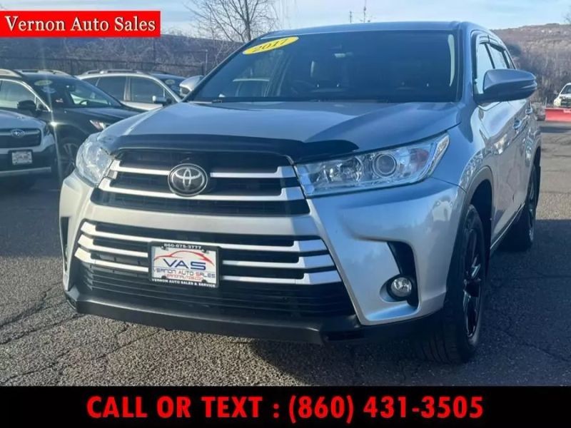 2017 Toyota Highlander LE