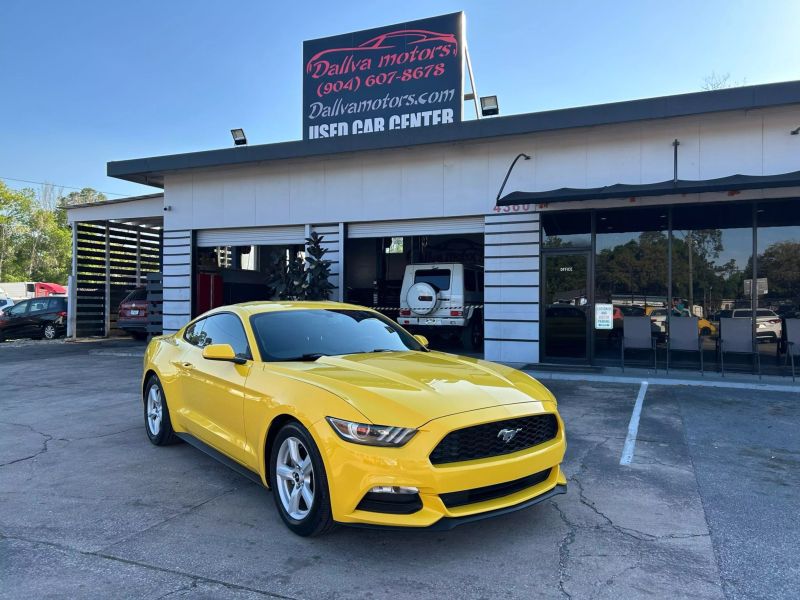 2016 Ford Mustang V6