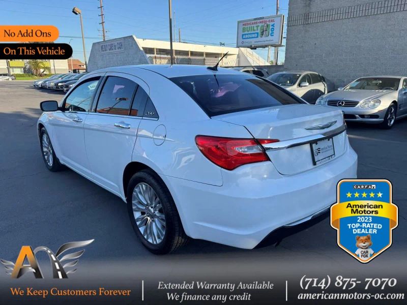 2012 Chrysler 200 Limited
