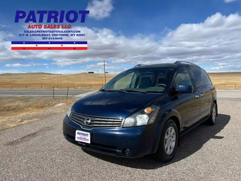 2009 Nissan Quest Base
