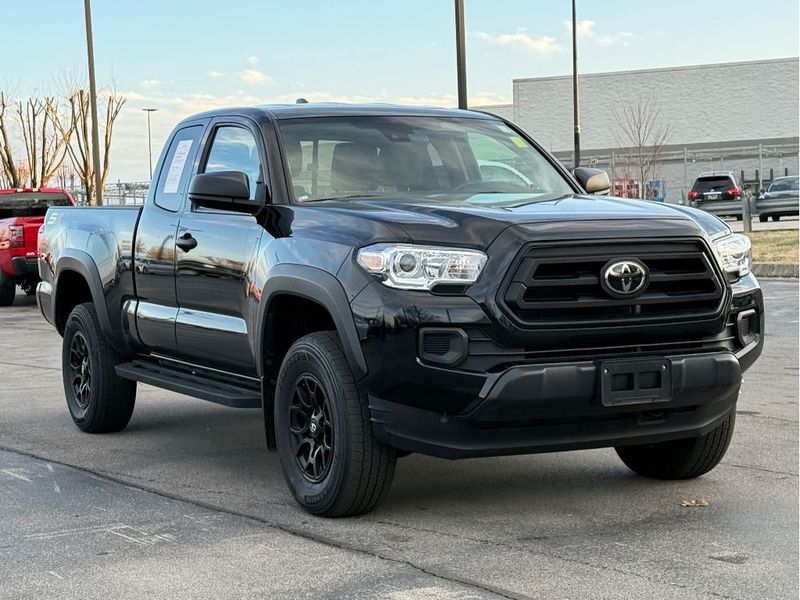 2022 Toyota Tacoma SR
