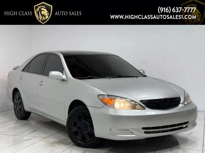 2004 Toyota Camry LE