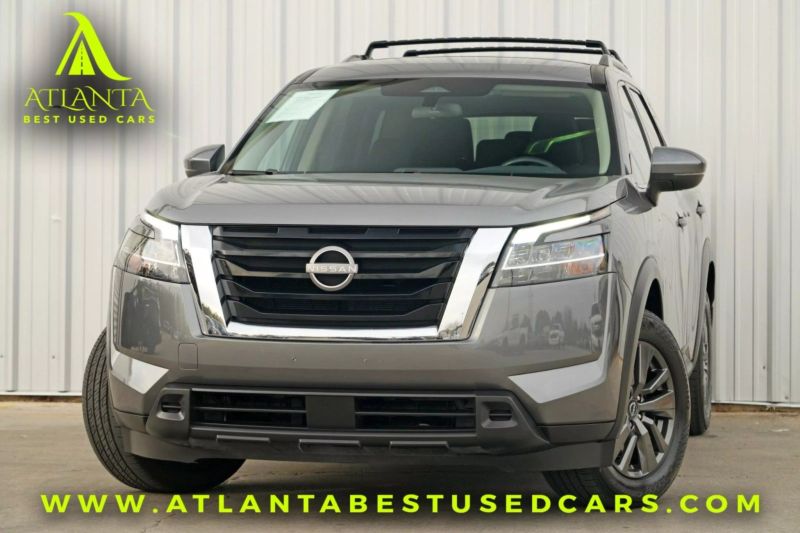 2022 Nissan Pathfinder SV