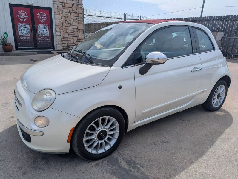 2012 Fiat 500C GUCCI