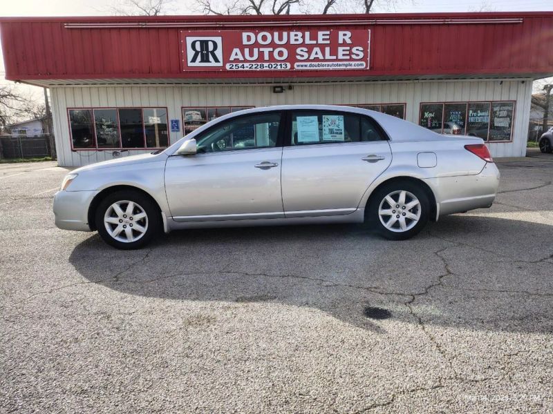 2005 Toyota Avalon XL