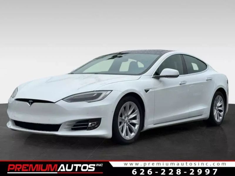 2016 Tesla Model S 90D