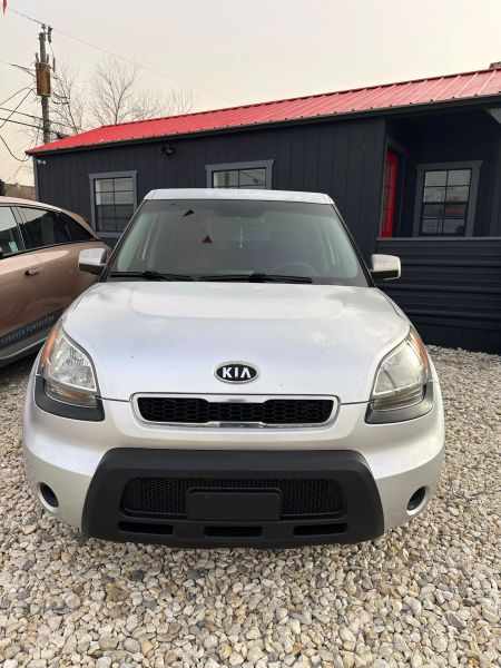 2010 Kia Soul +