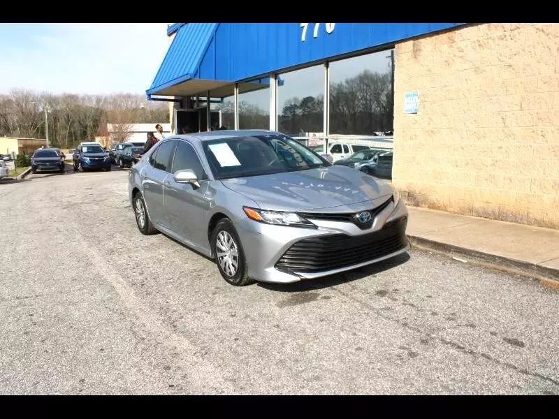 2020 Toyota Camry Hybrid LE