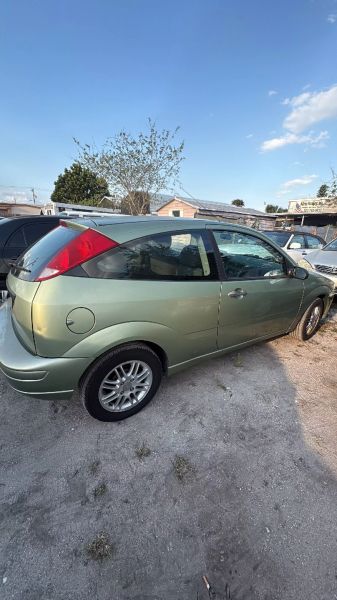 2007 Ford Focus ZX3 S
