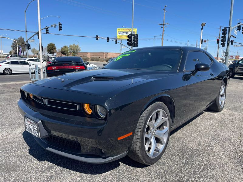 2016 Dodge Challenger SXT