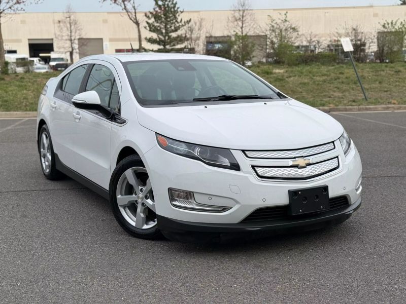 2013 Chevrolet Volt Premium