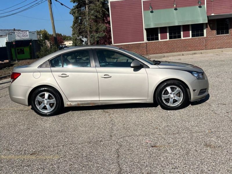 2013 Chevrolet Cruze 1LT Auto