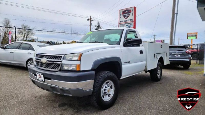2005 Chevrolet Silverado 2500 LS