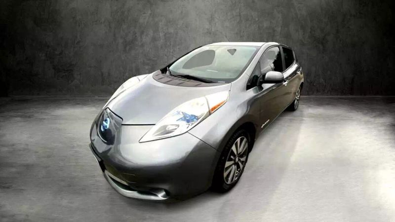2015 Nissan LEAF SV