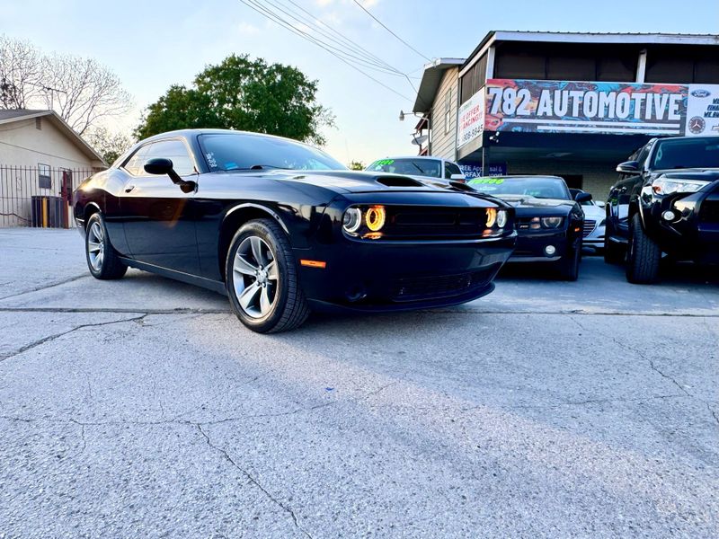 2019 Dodge Challenger SXT