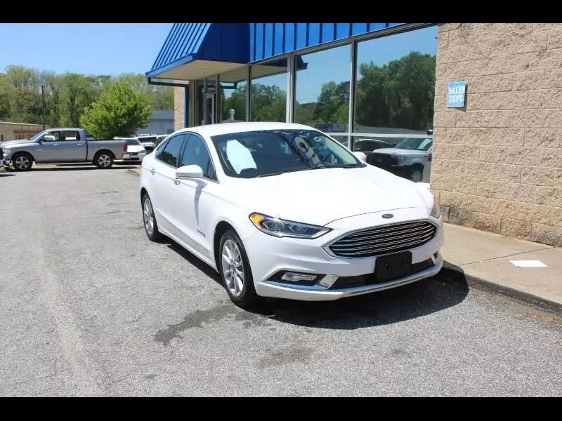 2017 Ford Fusion Hybrid SE