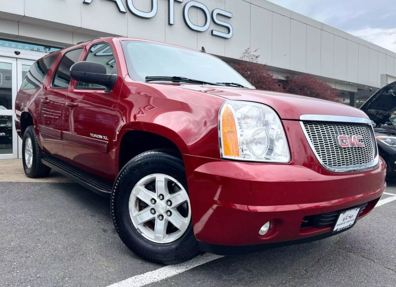 2012 GMC Yukon XL SLE
