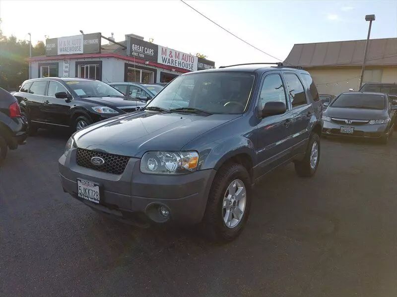 2005 Ford Escape XLT