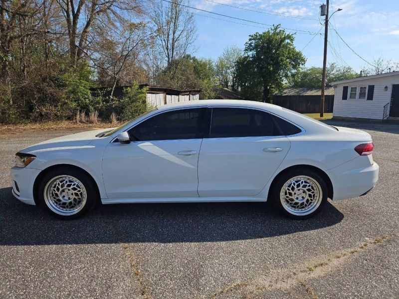 2020 Volkswagen Passat SE