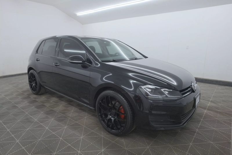 2017 Volkswagen Golf TSI Wolfsburg Edition