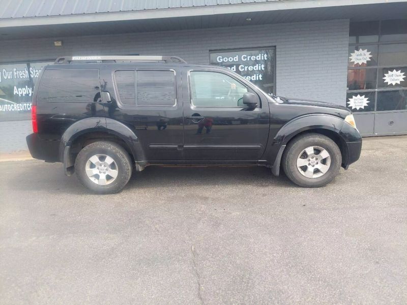 2006 Nissan Pathfinder S