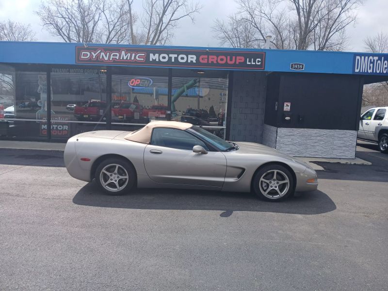 2000 Chevrolet Corvette Base