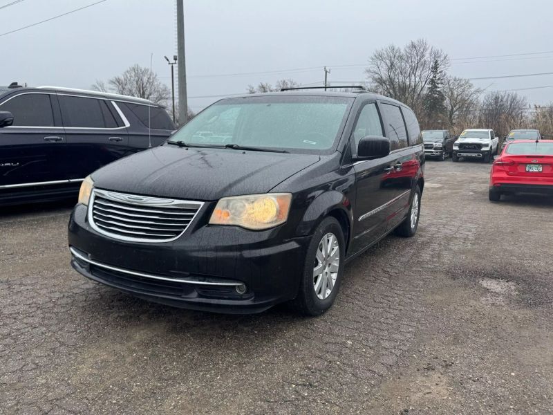 2015 Chrysler Town and Country Touring
