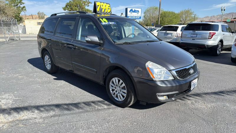 2014 Kia Sedona LX