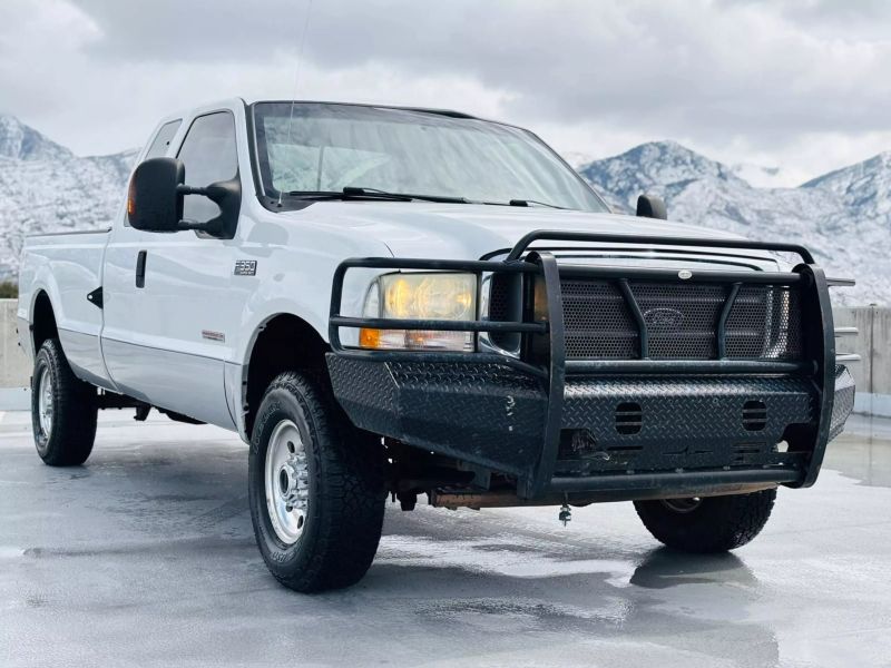 2004 Ford Super Duty F-350 XLT