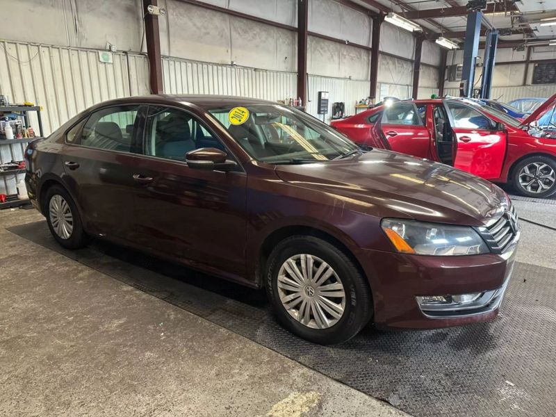 2014 Volkswagen Passat 1.8T S