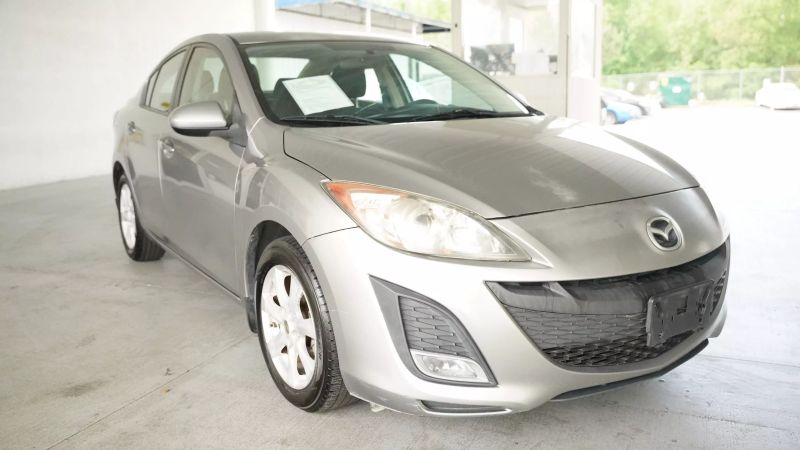2011 Mazda MAZDA3 i Touring