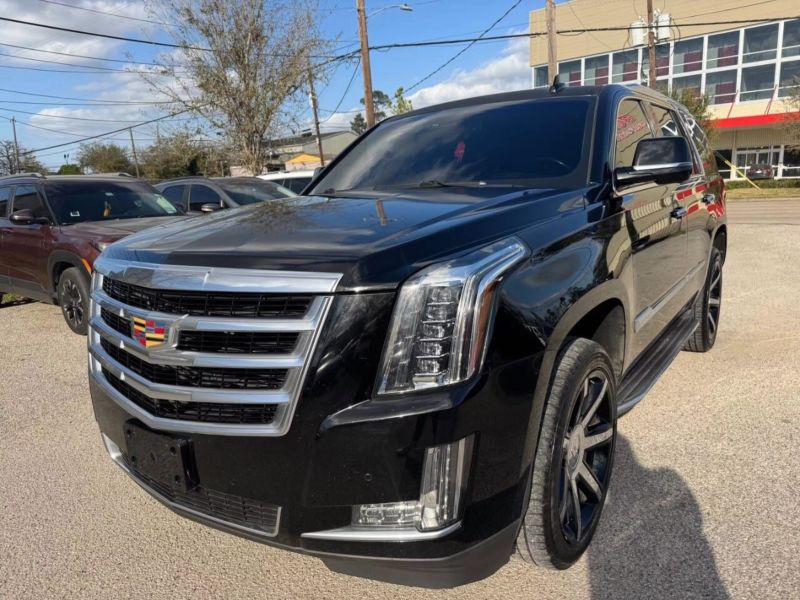 2016 Cadillac Escalade Luxury Collection